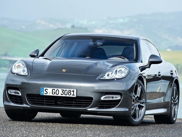 Porche Panamera.jpg