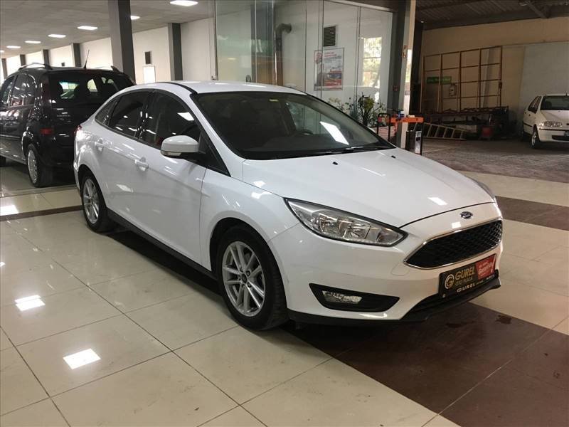 Ford Focus (2015).jpg